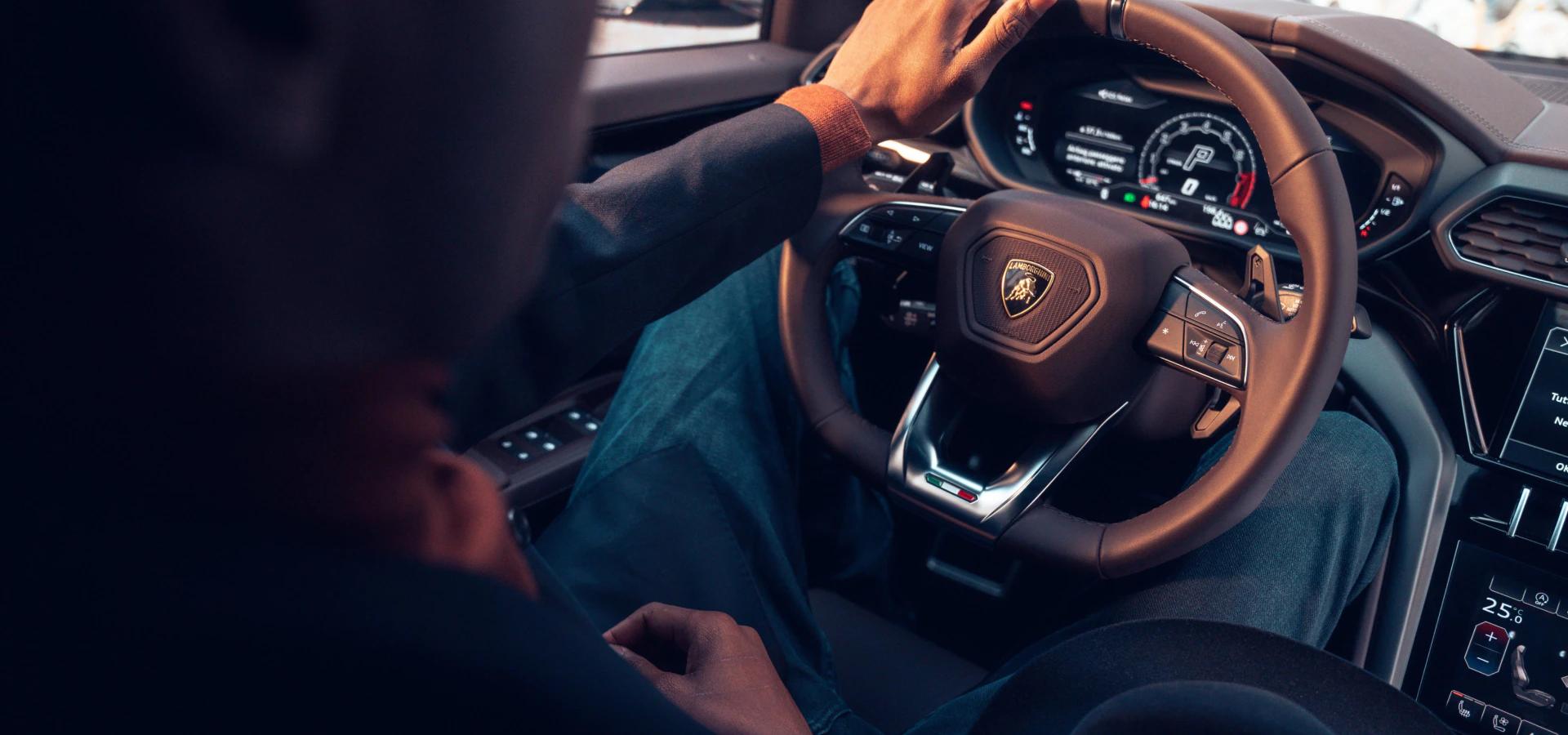 Lamborghini Urus steering wheel