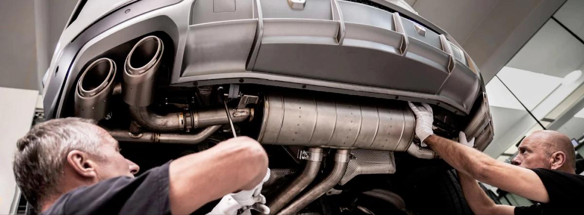 CERTIFIED REPAIRS AND ORIGINAL SPARE PARTS Responsive.webp