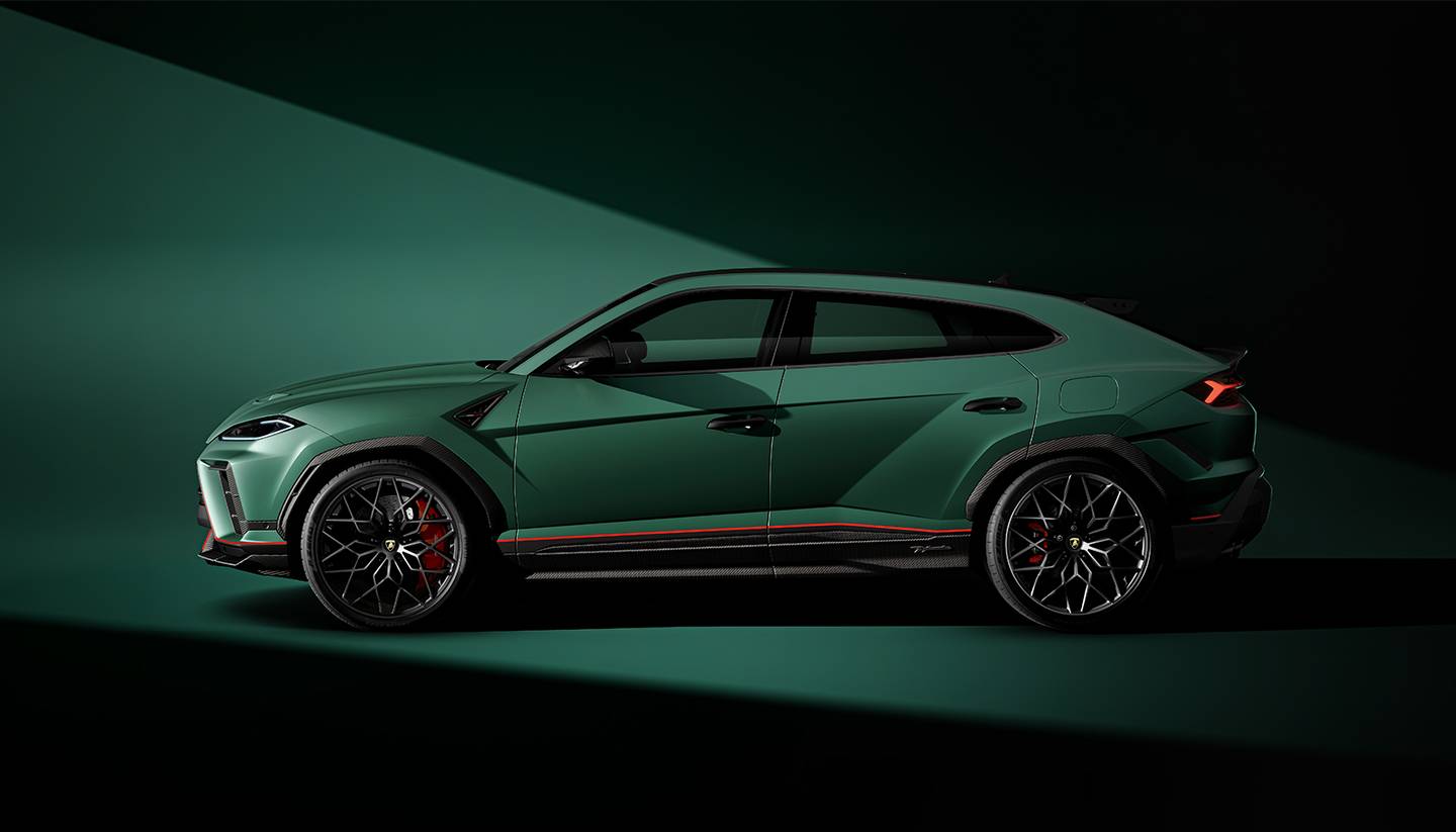 Lamborghini Urus SE Performante | Lamborghini.com